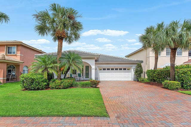 310 VENICE Boulevard 310, Royal Palm Beach, FL 33411