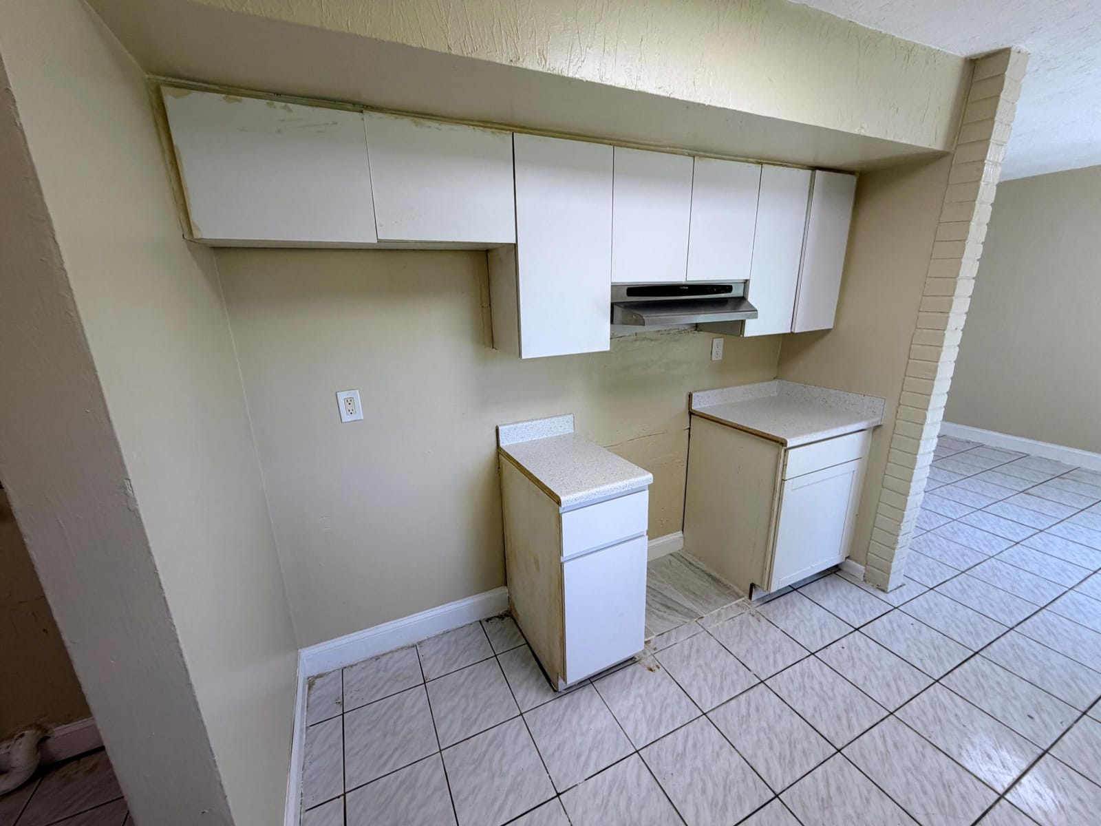 2530 NW 26th Court, Oakland Park, FL 33311 photo 15
