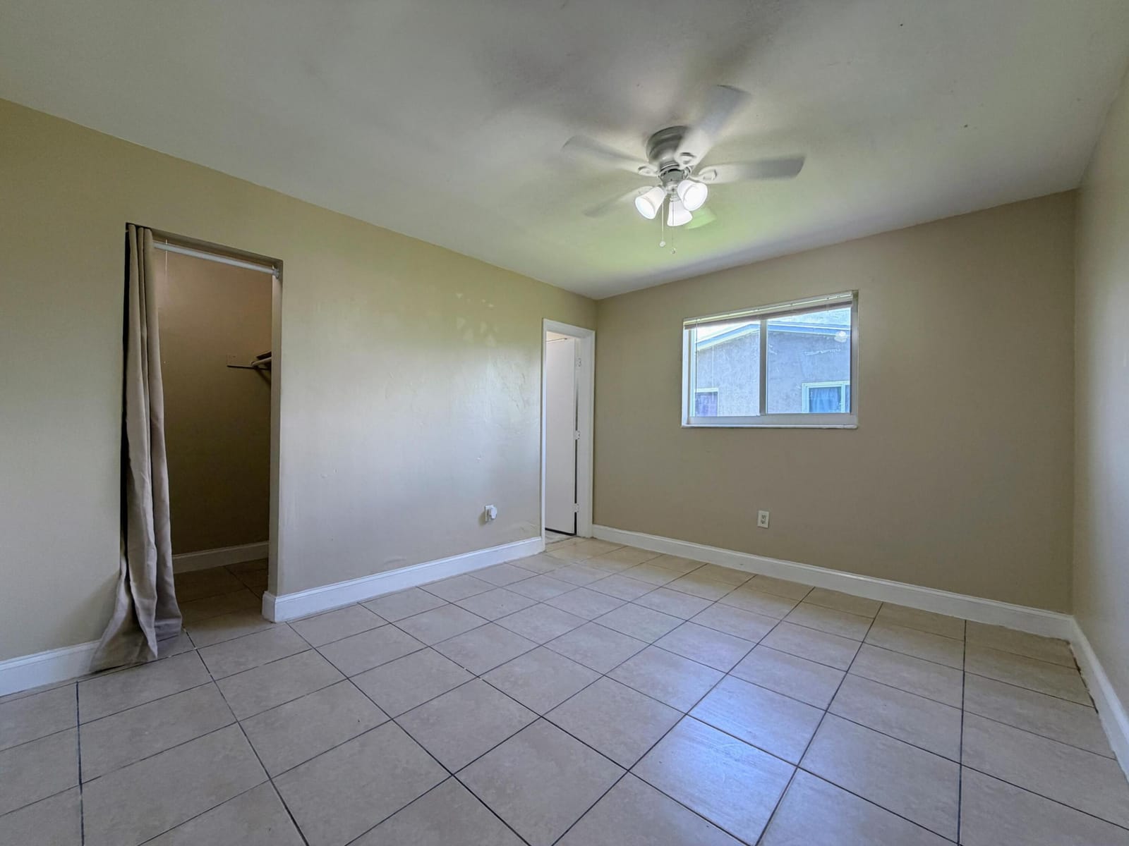 2530 NW 26th Court, Oakland Park, FL 33311 photo 18