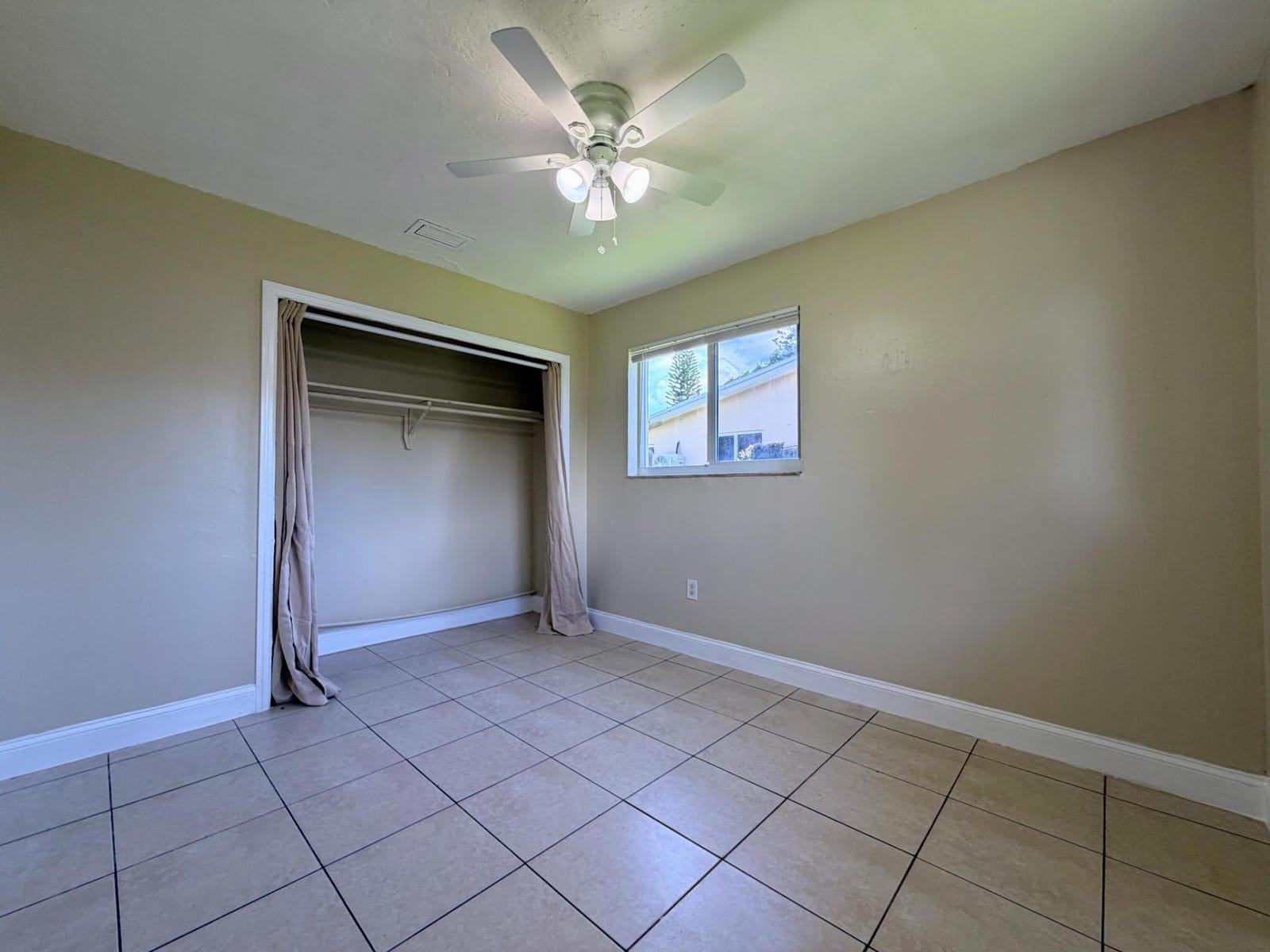 2530 NW 26th Court, Oakland Park, FL 33311 photo 22