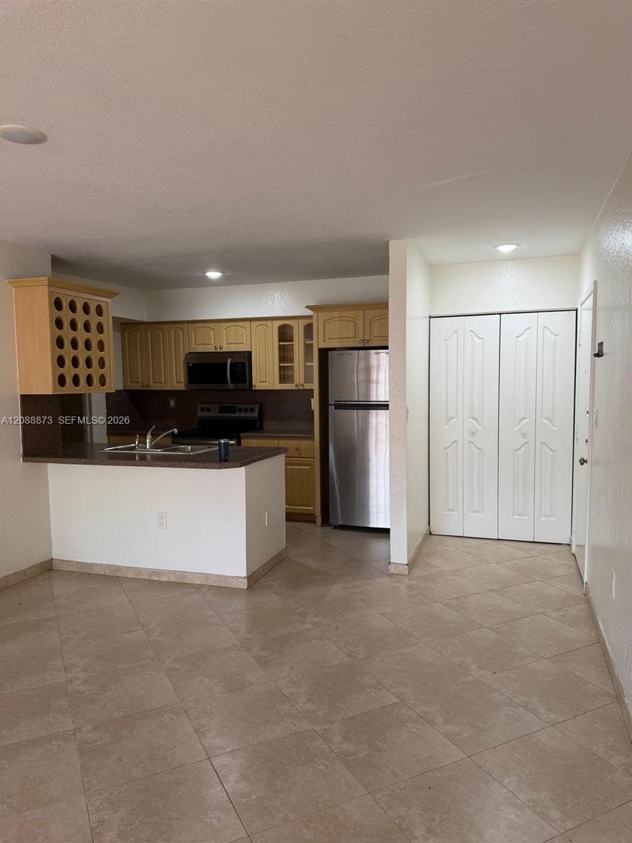 10115 NW 9th St Circle 6-106 — photo 5