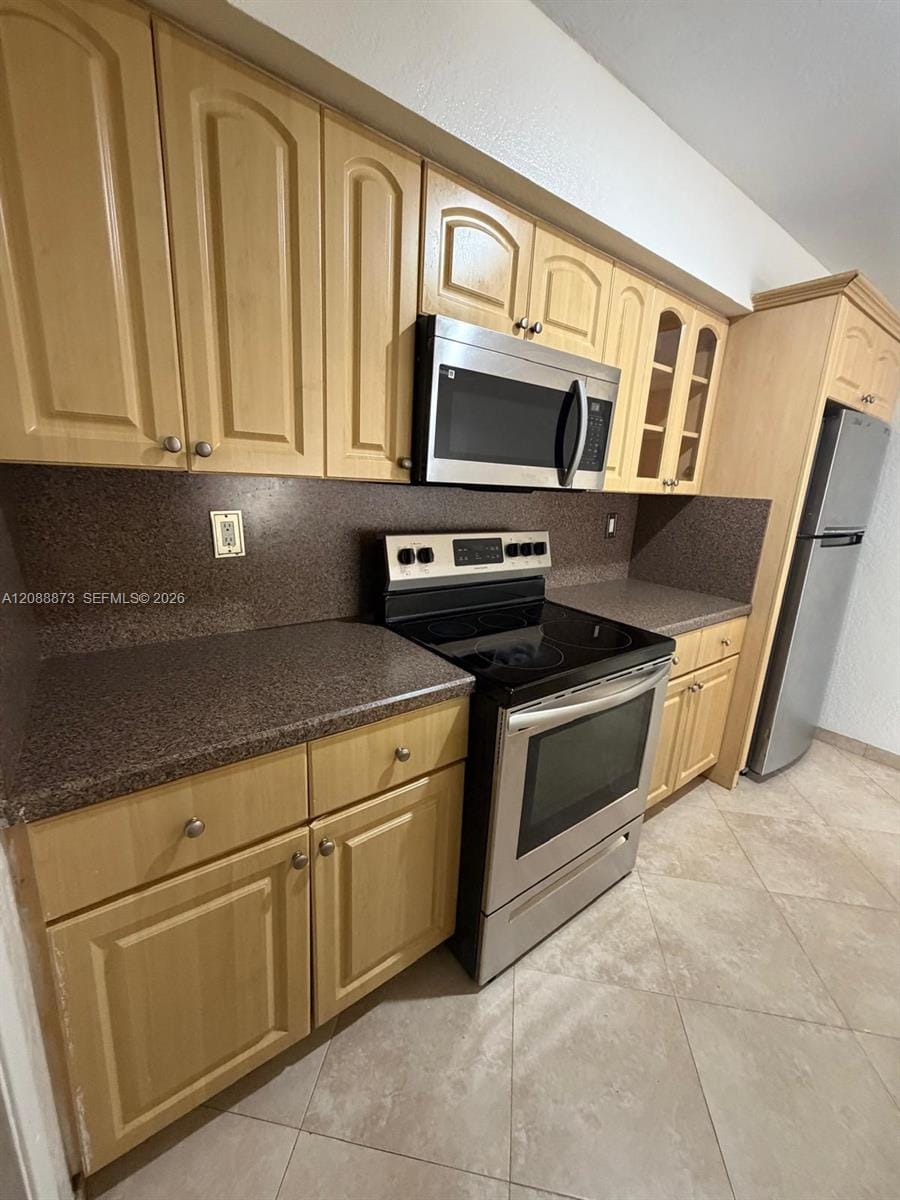 10115 NW 9th St Circle 6-106 — photo 7