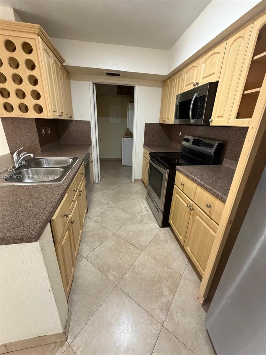 10115 NW 9th St Circle 6-106 — photo 8
