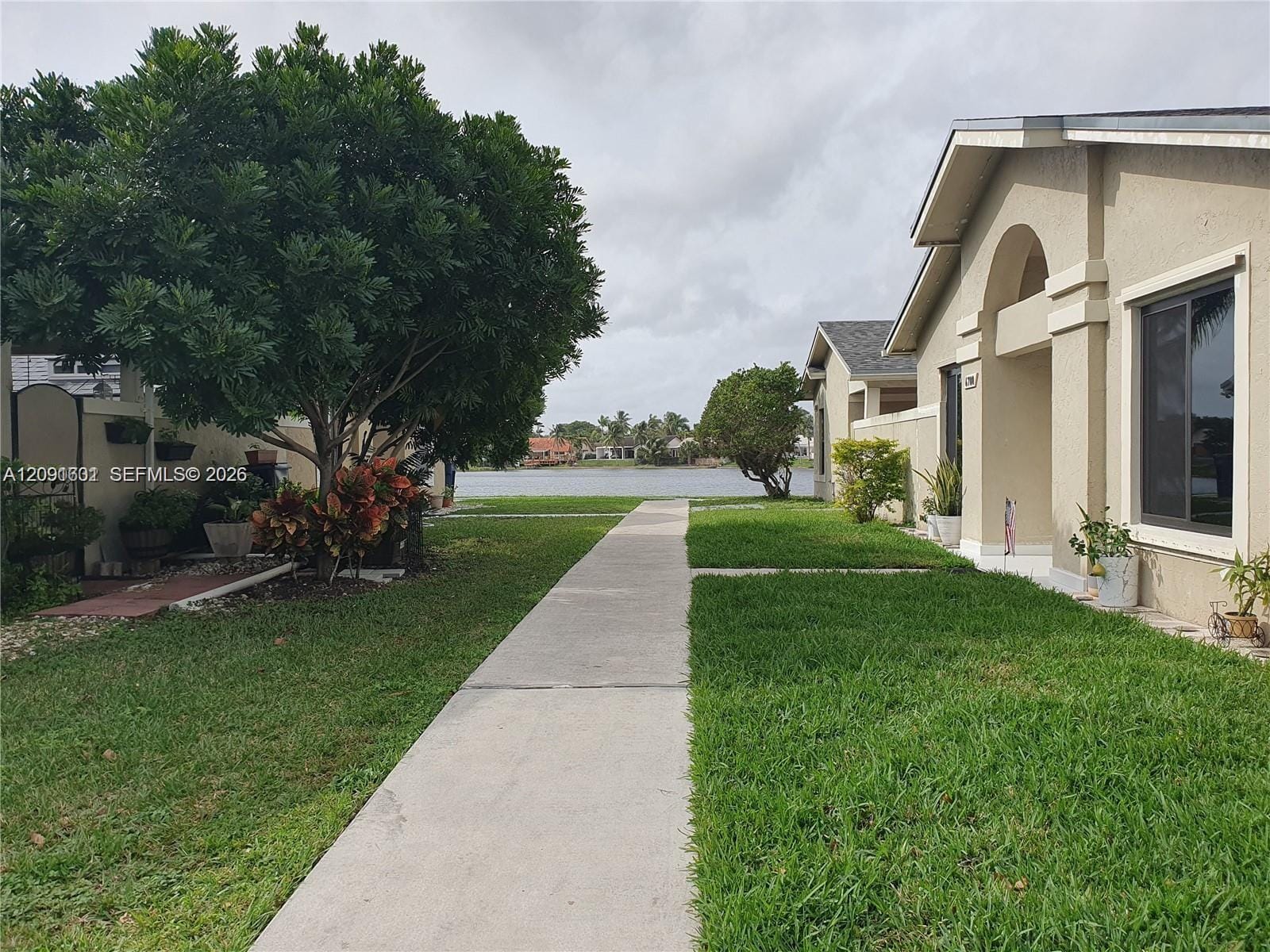 6702 SW 152nd Place 28-02 — photo 2