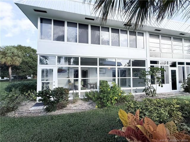 2929 SE Ocean Boulevard 137-1, Stuart, FL 34996