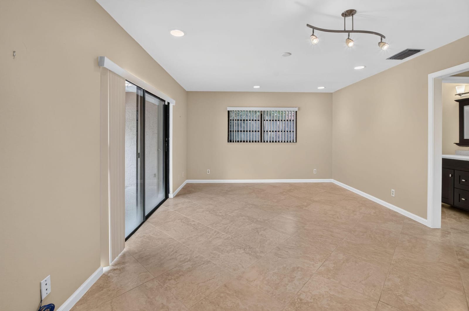 4441 SAINT ANDREWS Drive — photo 6
