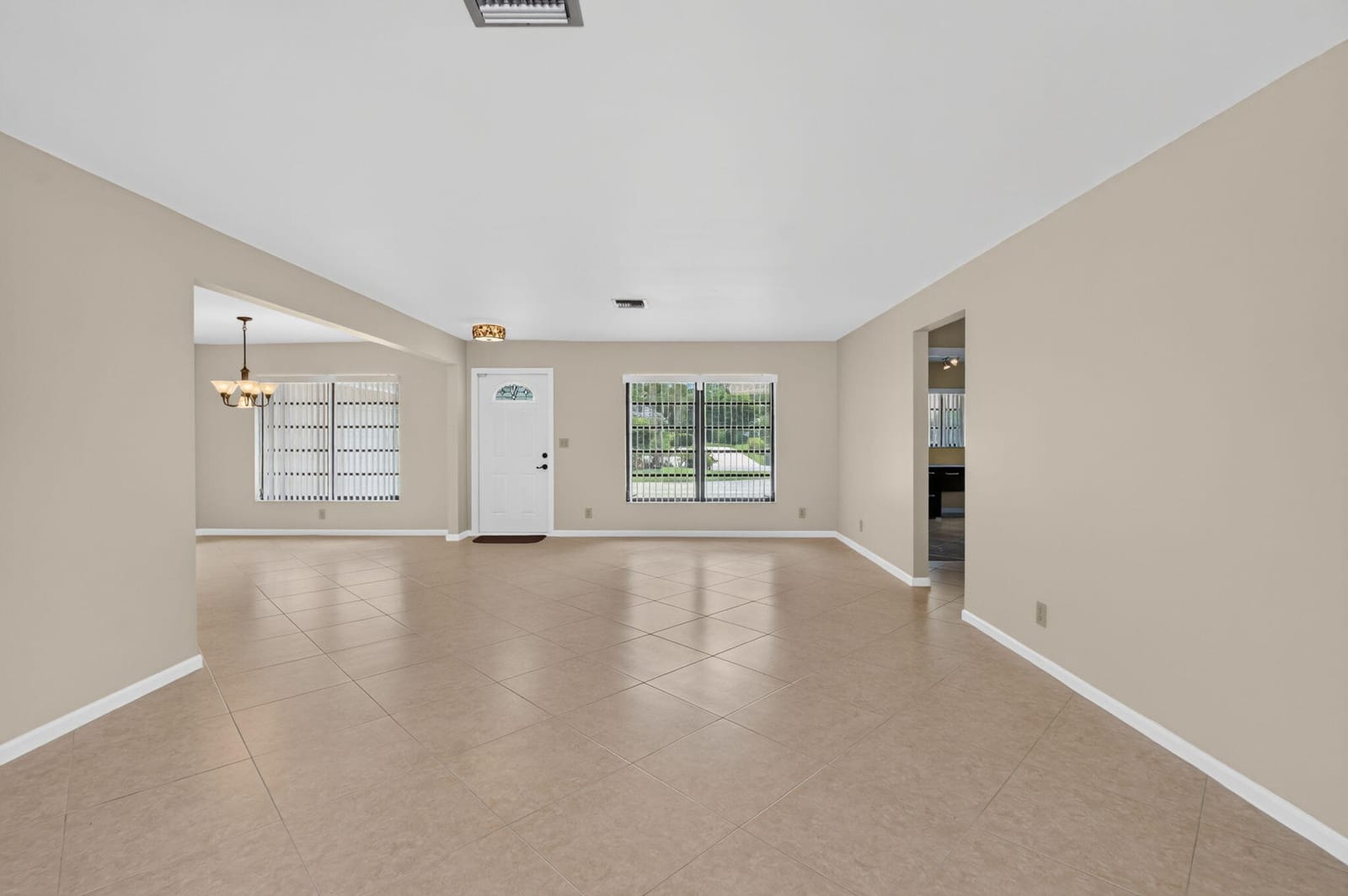 4441 SAINT ANDREWS Drive — photo 10