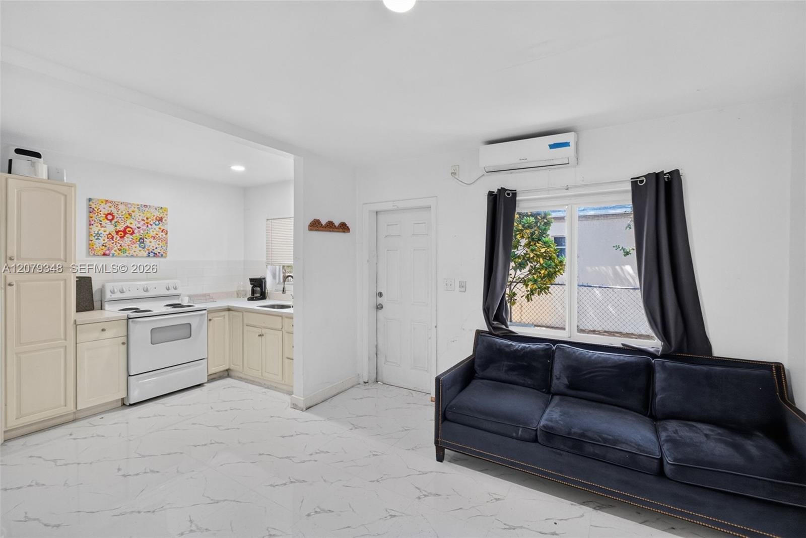 635 SW 16th Avenue 2 — photo 3