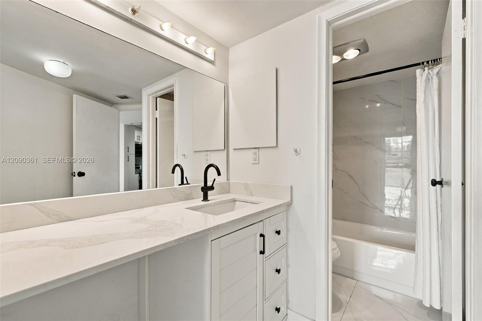 3475 N Country Club Drive 502, Aventura, FL 33180 photo 15