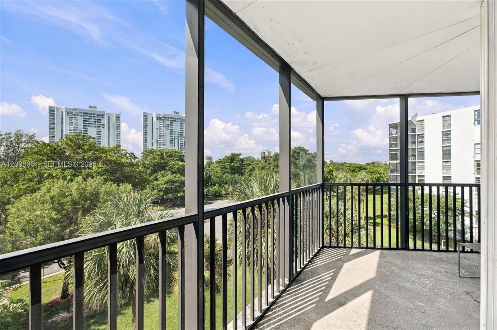 3475 N Country Club Drive 502, Aventura, FL 33180 photo 7