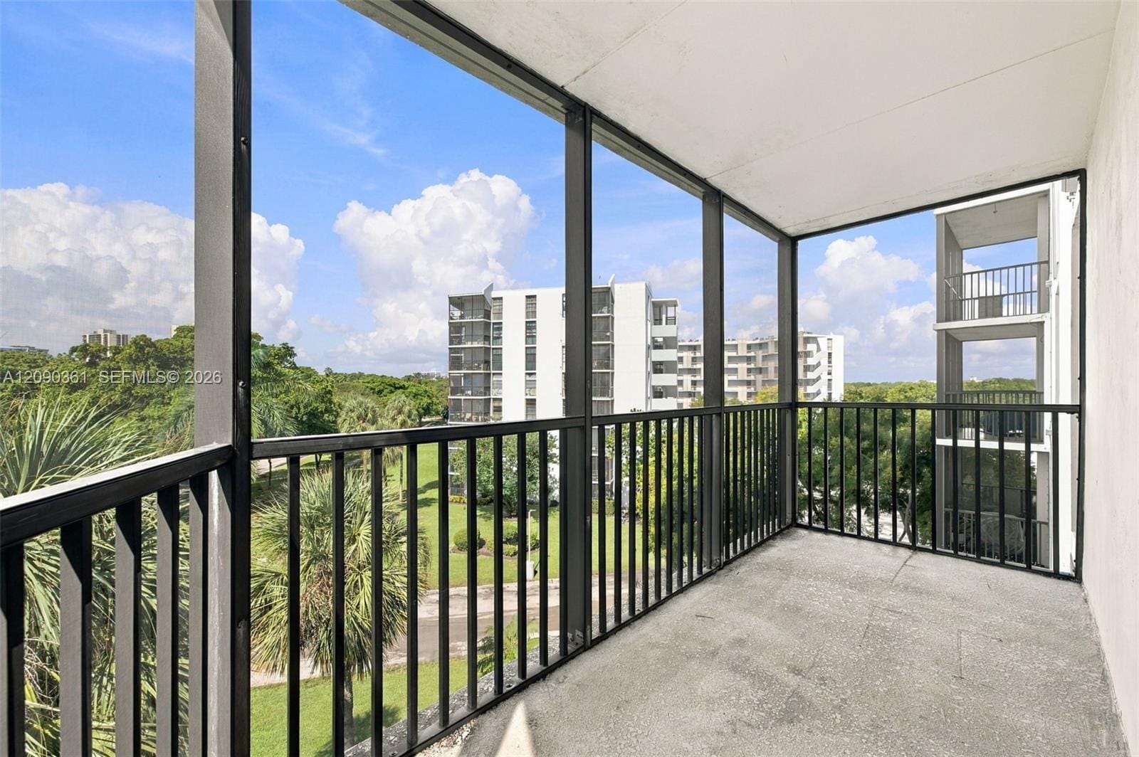 3475 N Country Club Drive 502, Aventura, FL 33180 photo 8