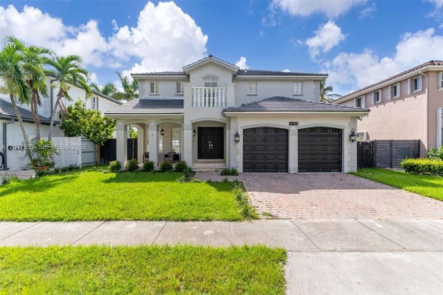 6700 SW 164th Avenue, Crestview Lakes 1st Addn, Miami, FL