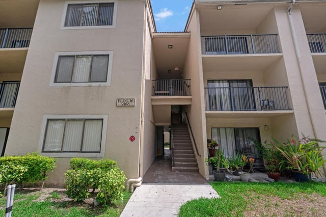 9166 W ATLANTIC Boulevard 1636, Coral Springs, FL 33071
