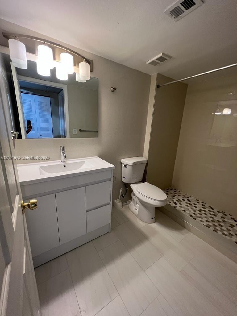 9999 Summerbreeze Drive 716 — photo 8