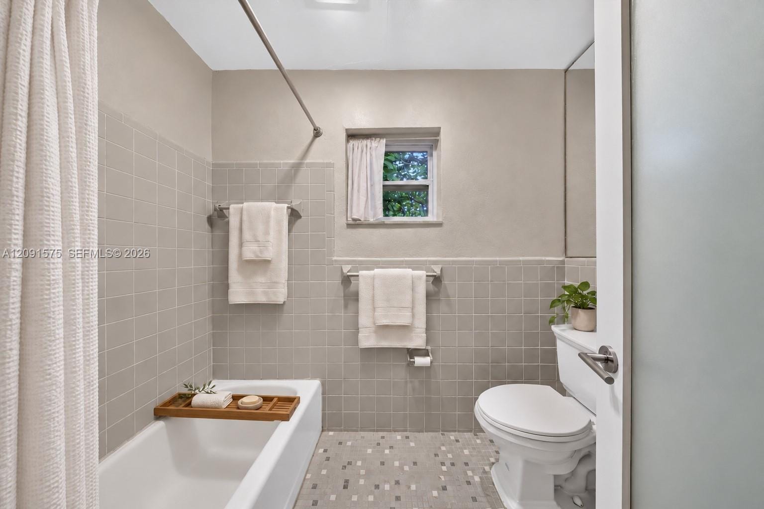 160 NE 86th Street, El Portal, FL 33138 photo 9
