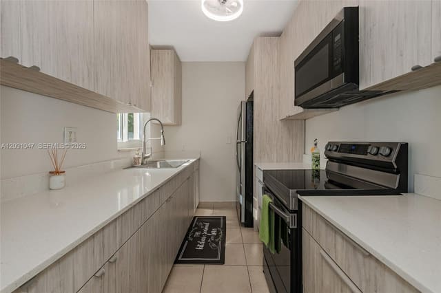 1679 NE 176th Street, North Miami Beach, FL 33162