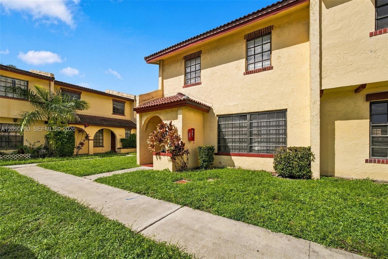 2611 NW 47th Lane 3201, Lauderdale Lakes, FL 33313 photo 3
