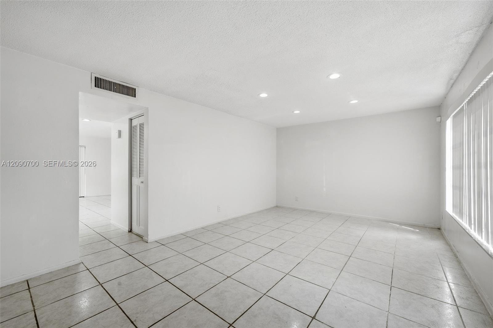 2611 NW 47th Lane 3201, Lauderdale Lakes, FL 33313 photo 4