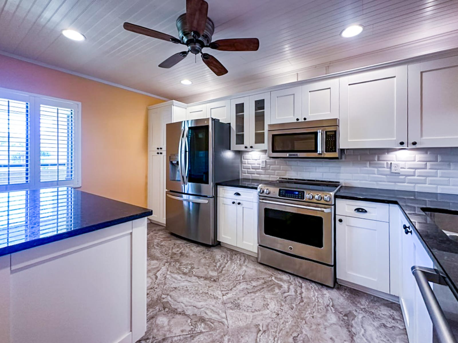 6303 SE WILLIAMSBURG Drive 201 — photo 6