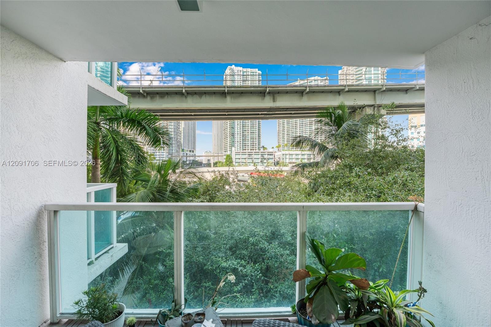 31 SE 5th Street 409, Miami, FL 33131 photo 18
