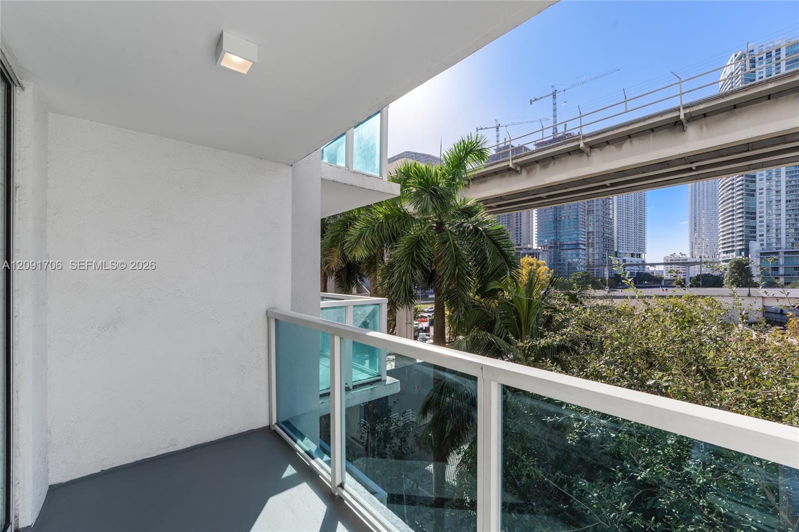 31 SE 5th Street 409, Miami, FL 33131 photo 19