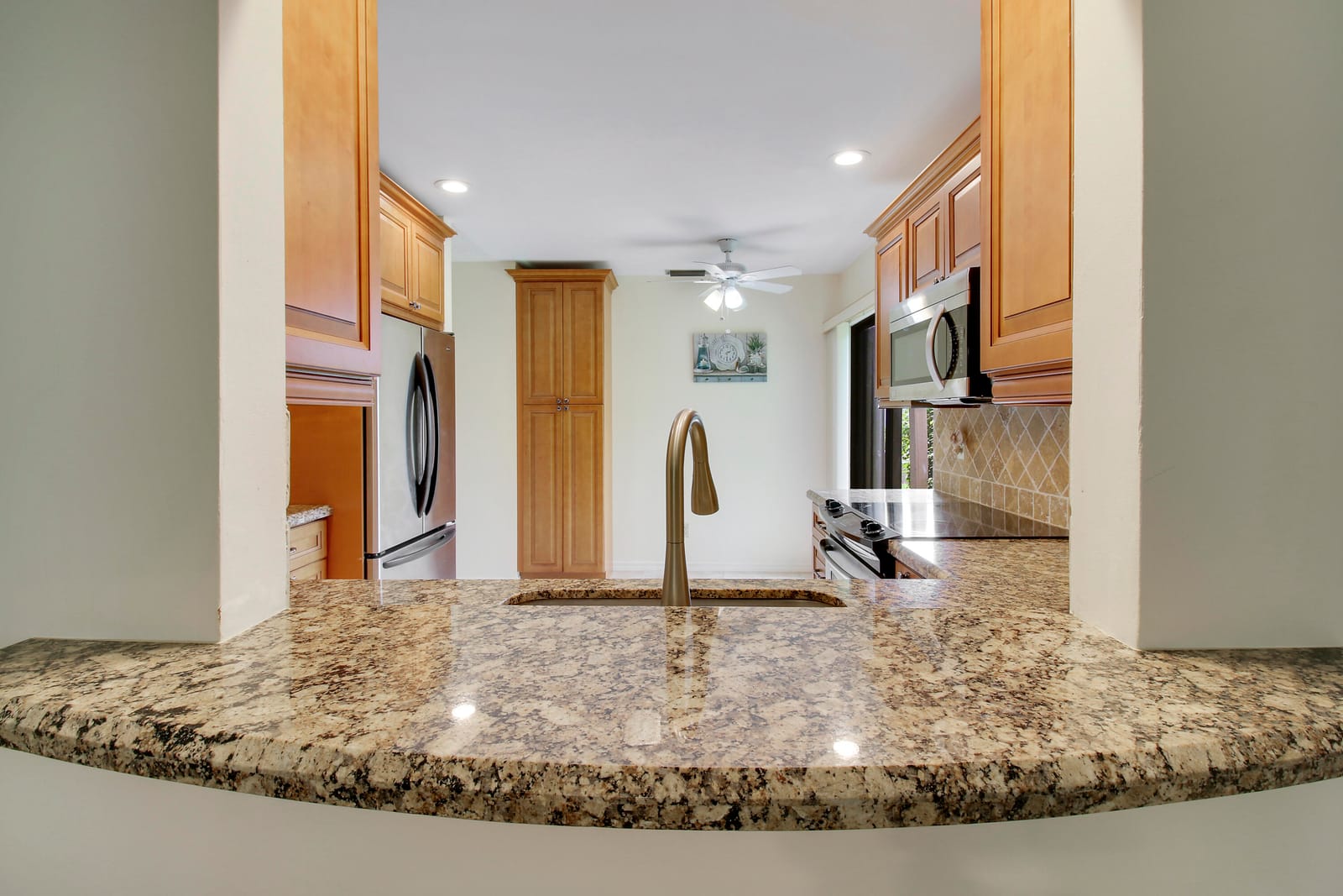 6807 SE Yorktown Drive, Hobe Sound, FL 33455 photo 14