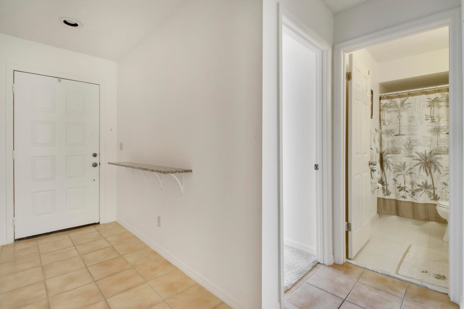 6807 SE Yorktown Drive — photo 3