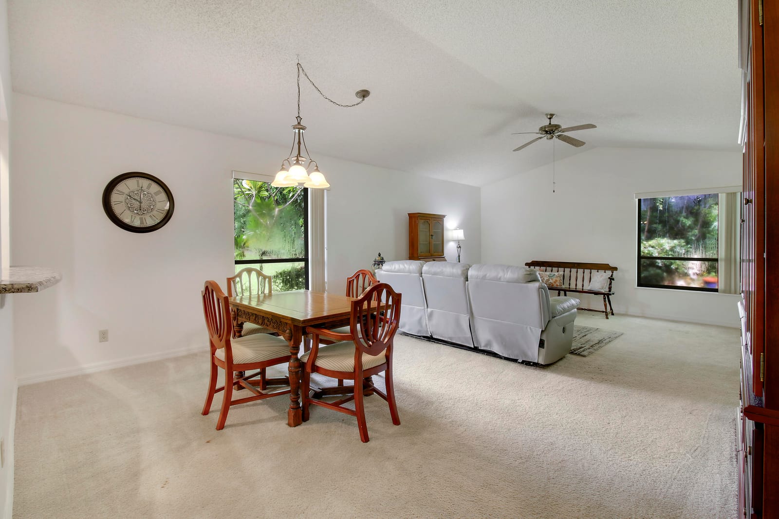 6807 SE Yorktown Drive — photo 4
