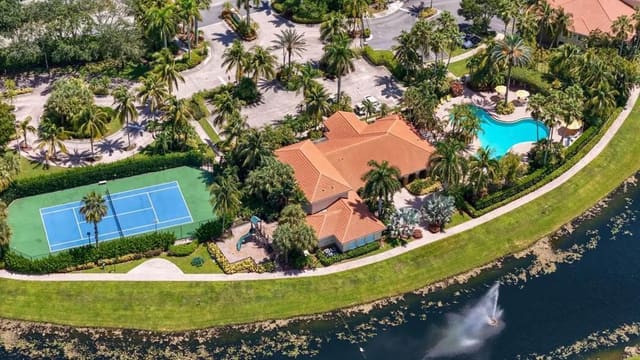 15155 MICHELANGELO Boulevard 306, Delray Beach, FL 33446
