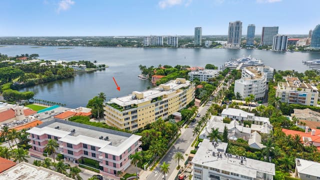 425 WORTH Avenue 2F, Palm Beach, FL 33480