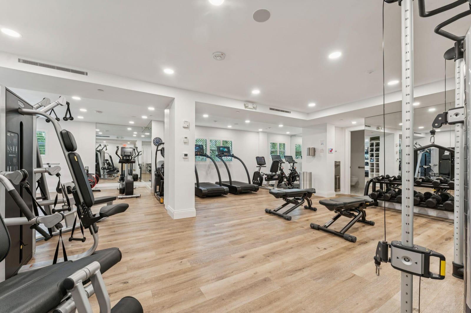 425 WORTH Avenue 2F, Palm Beach, FL 33480 photo 24