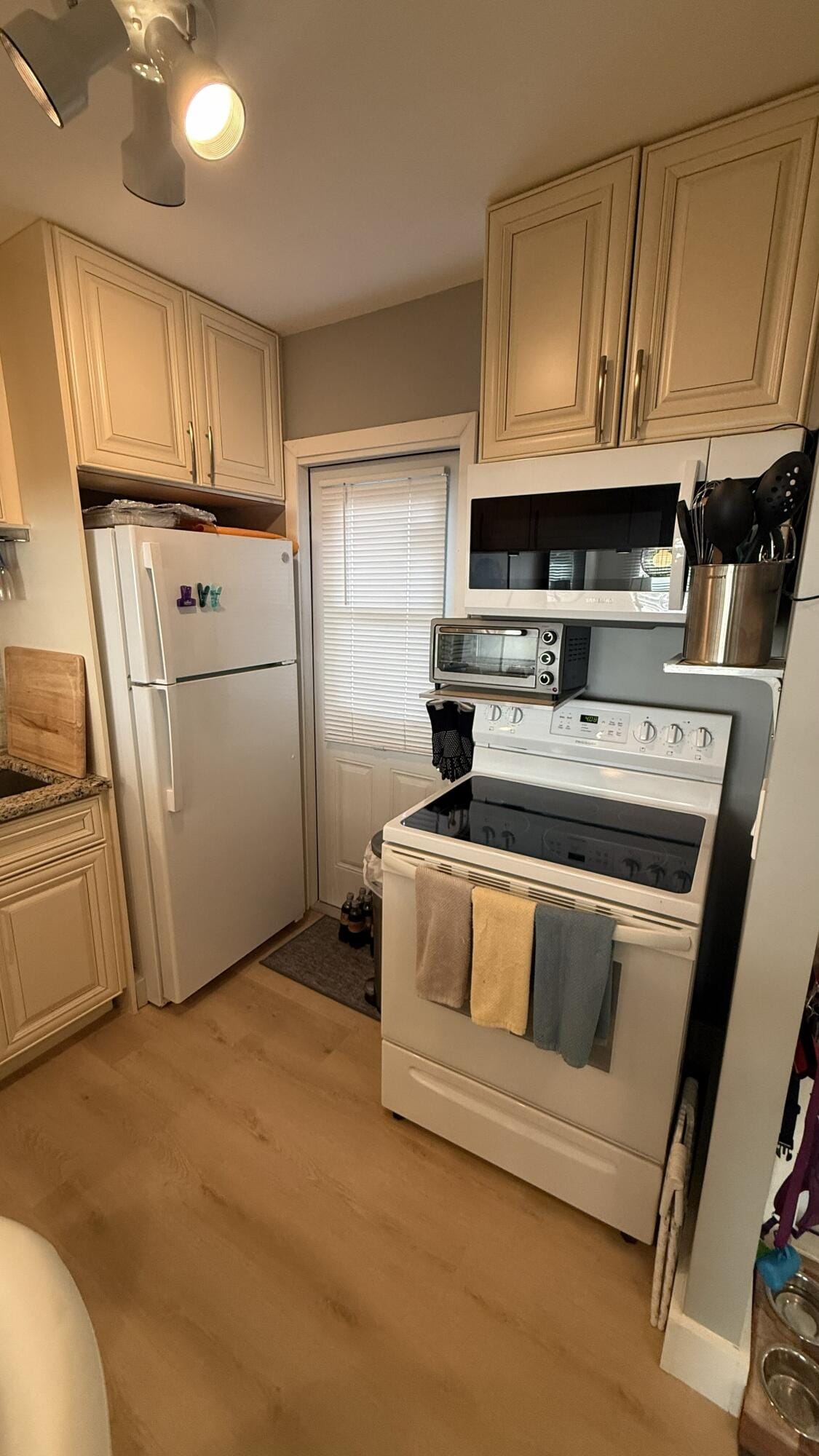 540 SE 2ND Avenue J7, Deerfield Beach, FL 33441 photo 7