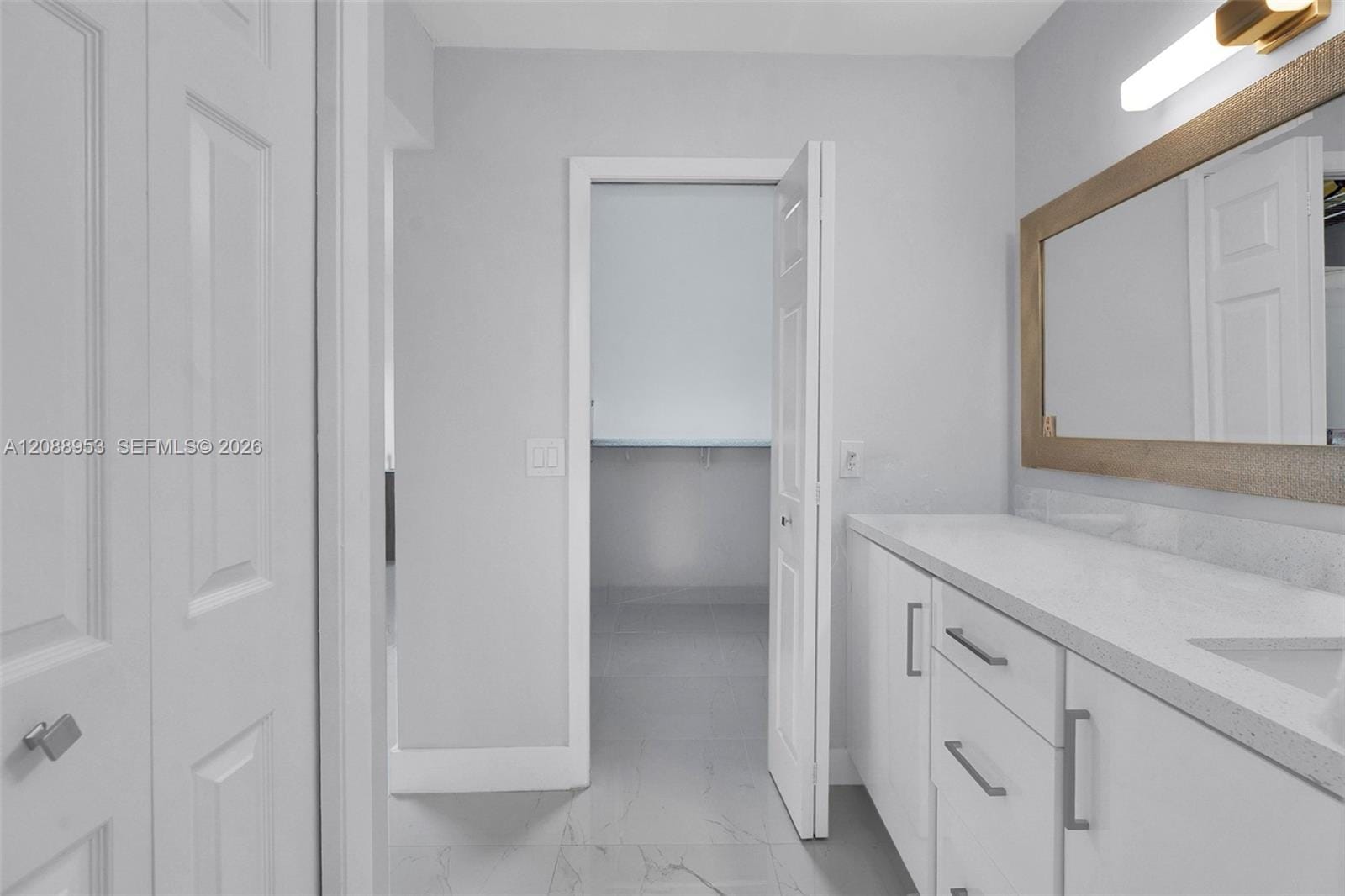 150 Lakeview Drive 203, Weston, FL 33326 photo 14