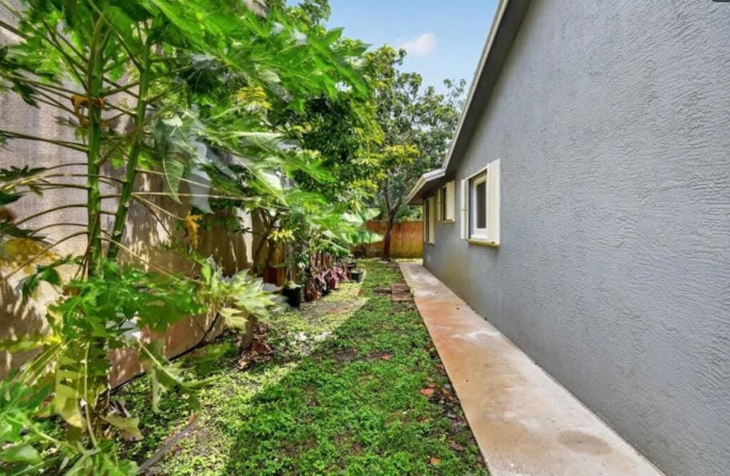 1615 Shirley Court, Lantana, FL 33462 photo 14