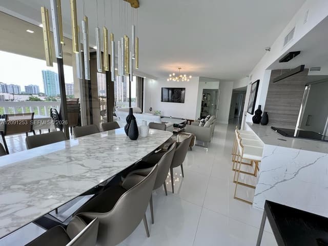 19355 Turnberry Way 6D, Aventura, FL 33180