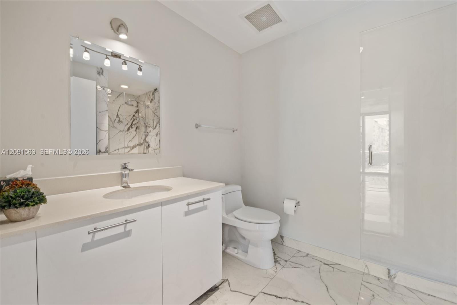 3470 E Coast Avenue H0302, Miami, FL 33137 photo 20