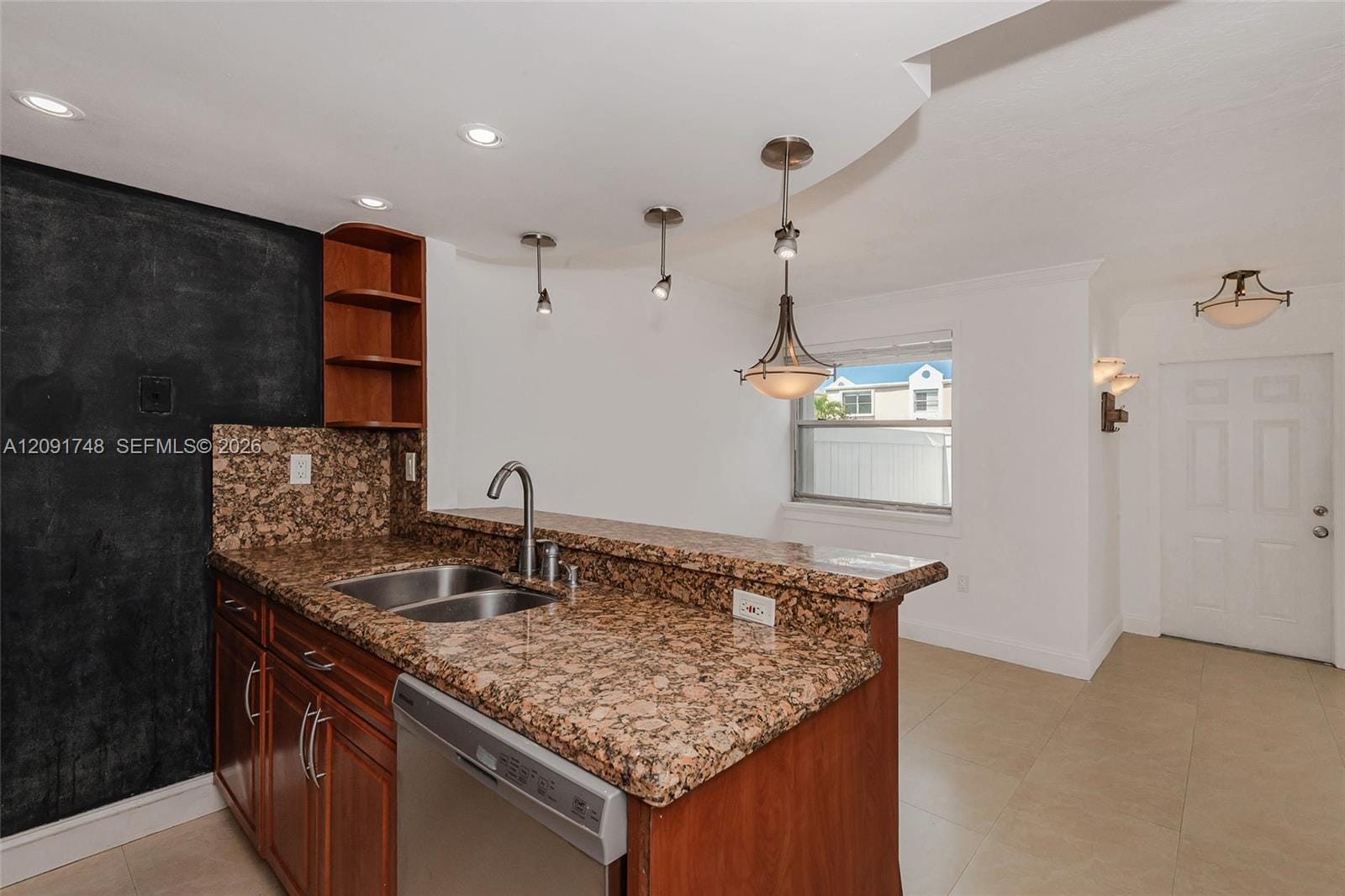 4520 SW 68th Ct Circle 25-5 — photo 7