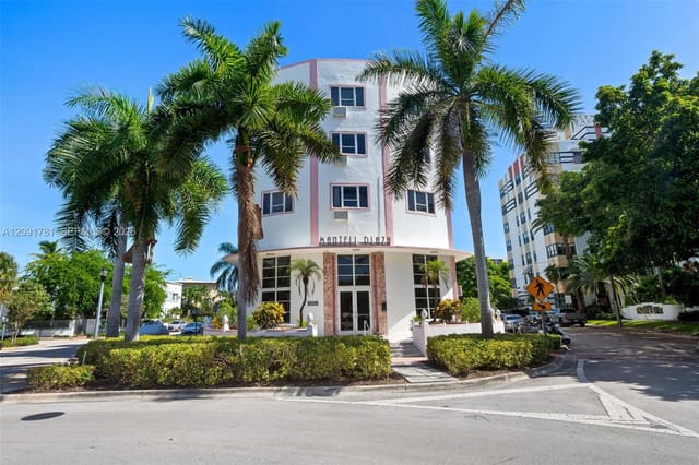 255 W 24th Street 330, The Mantell, Miami Beach, FL