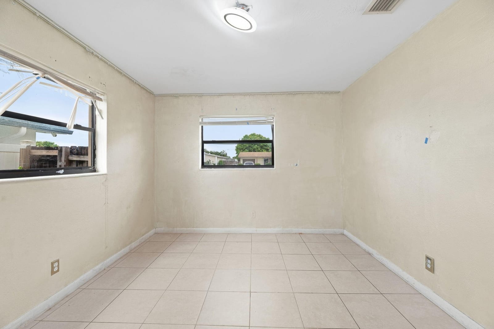 6540 GRANT Court, Hollywood, FL 33024 photo 16