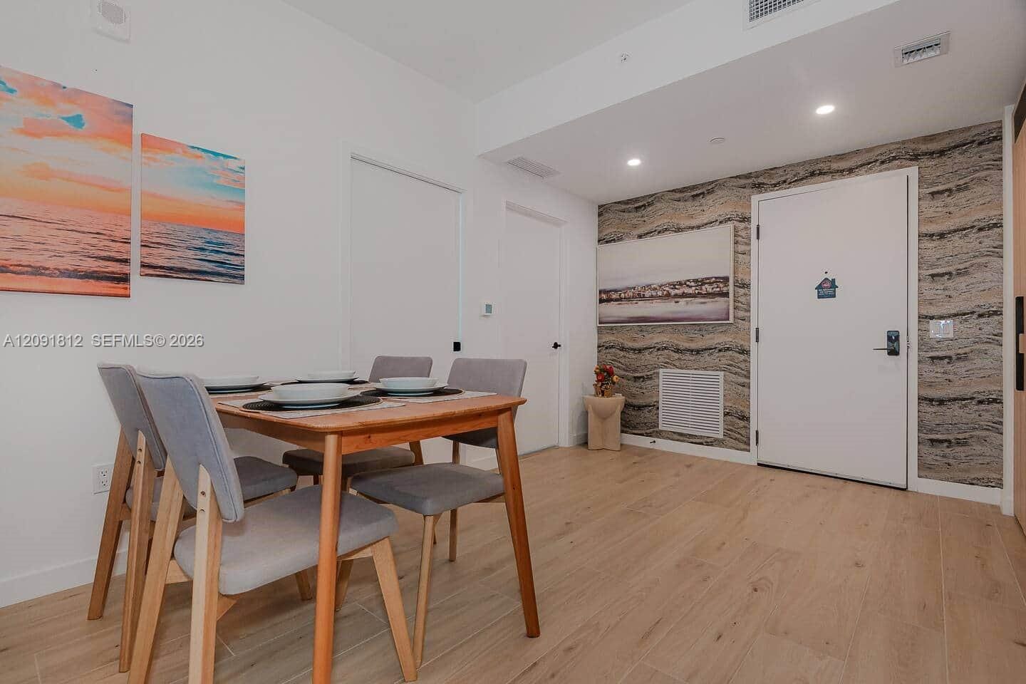 225 2nd Street 3102 — photo 12