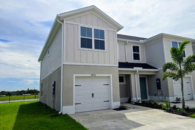 15712 SW Seasons Street, Indiantown, FL 34956