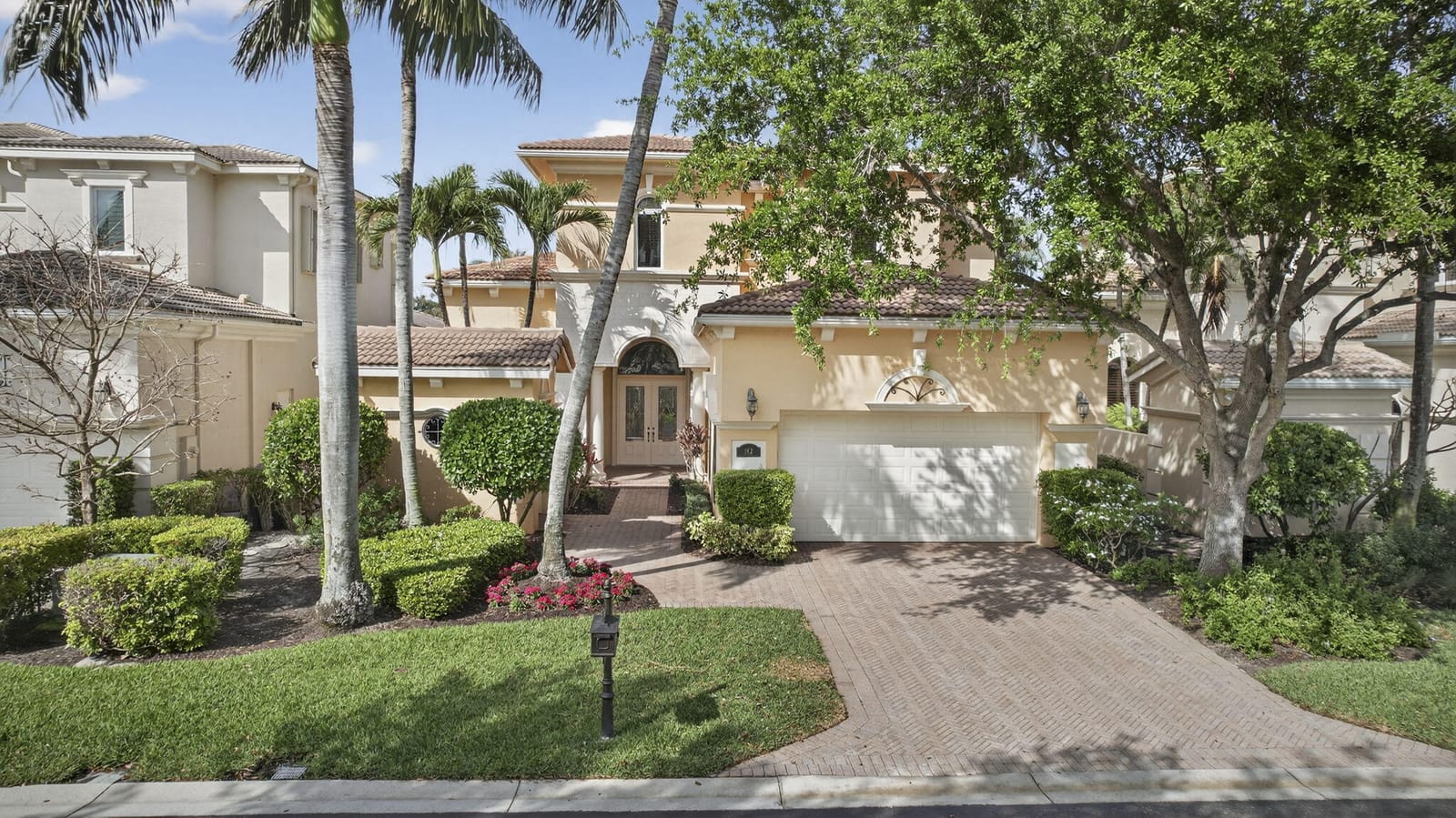 142 Viera Drive, Palm Beach Gardens, FL 33418 photo 1