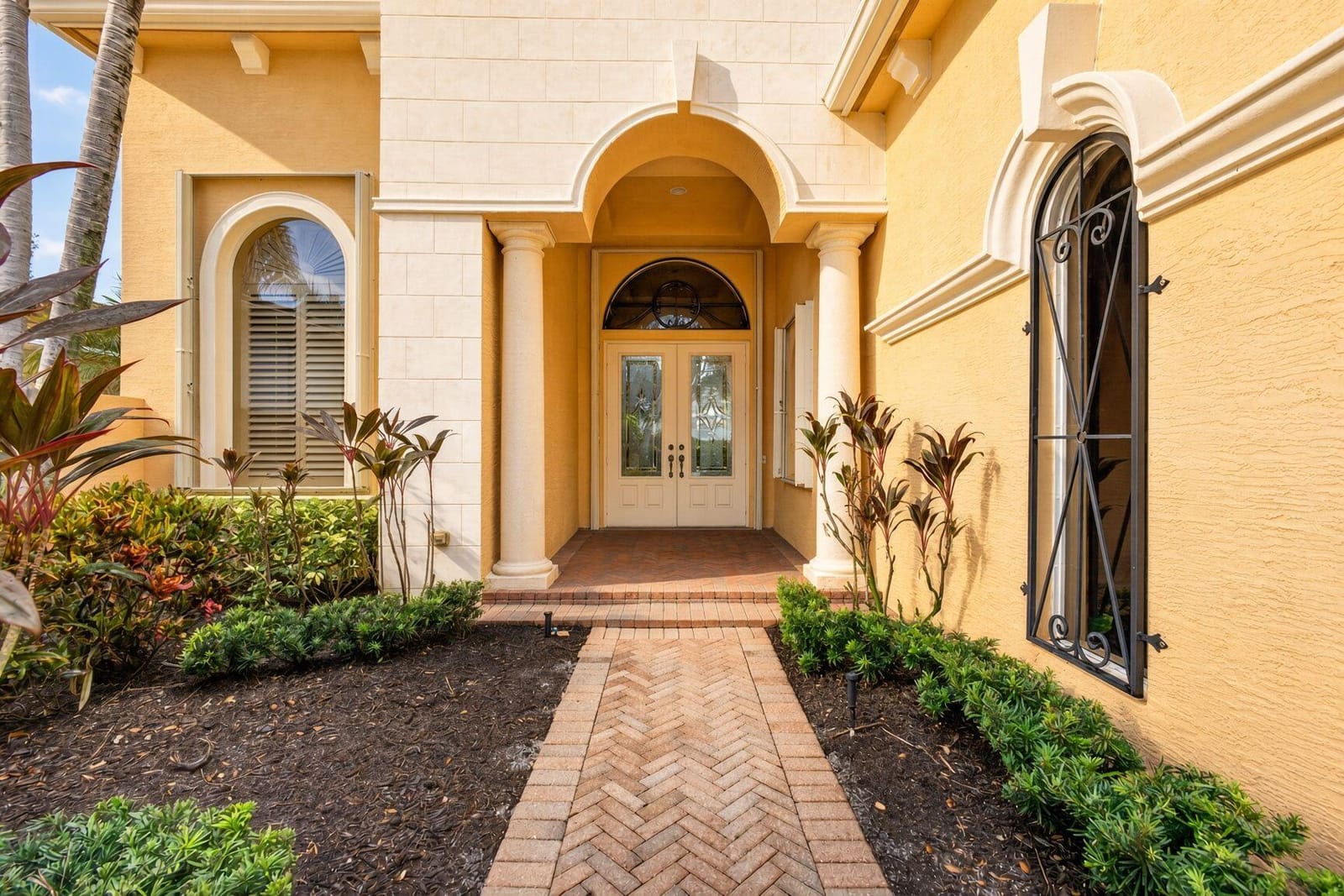 142 Viera Drive, Palm Beach Gardens, FL 33418 photo 9