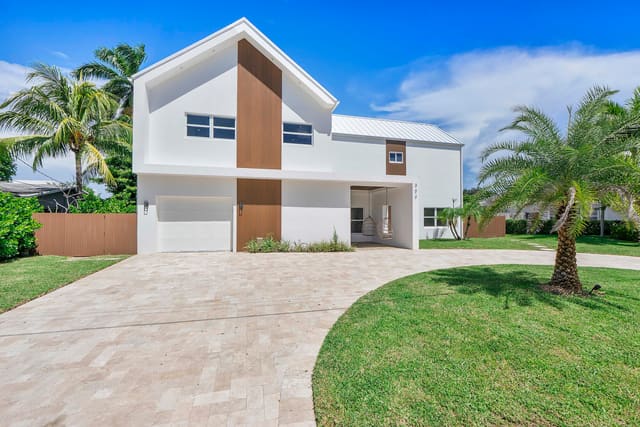 303 SW 14TH Place, Boca Isles, Boca Raton, FL