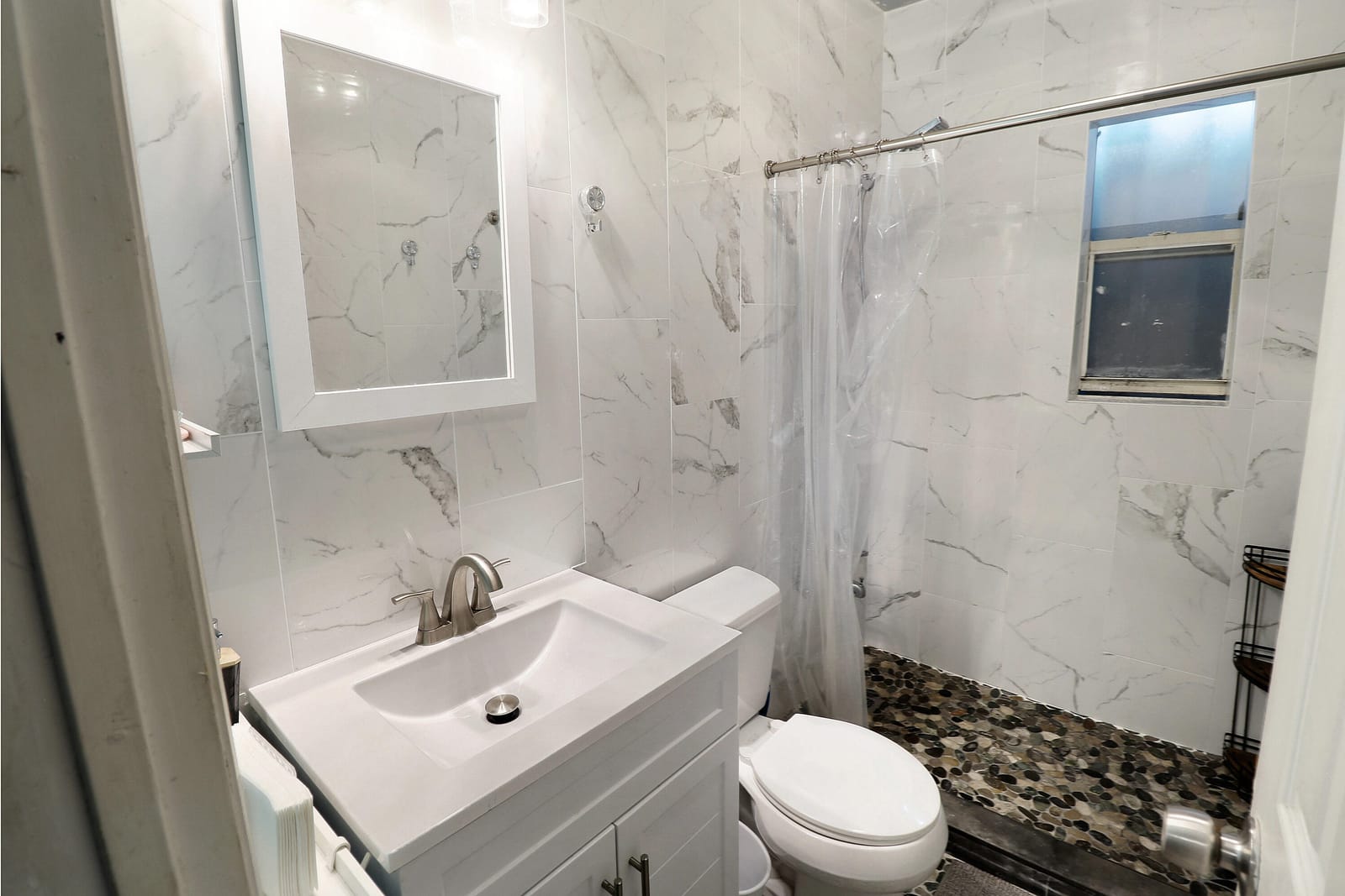 207 SW 4TH Street — photo 8