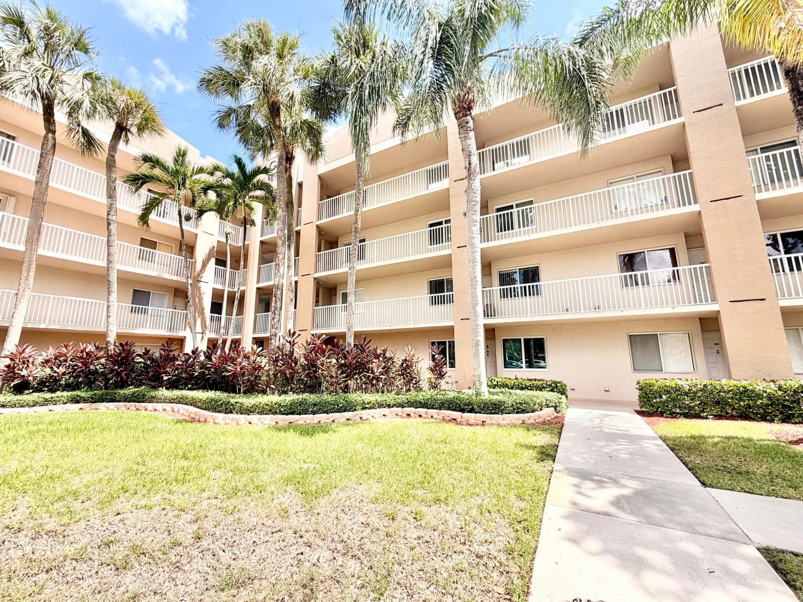 9511 WELDON Circle G108, Tamarac, FL 33321 photo 4