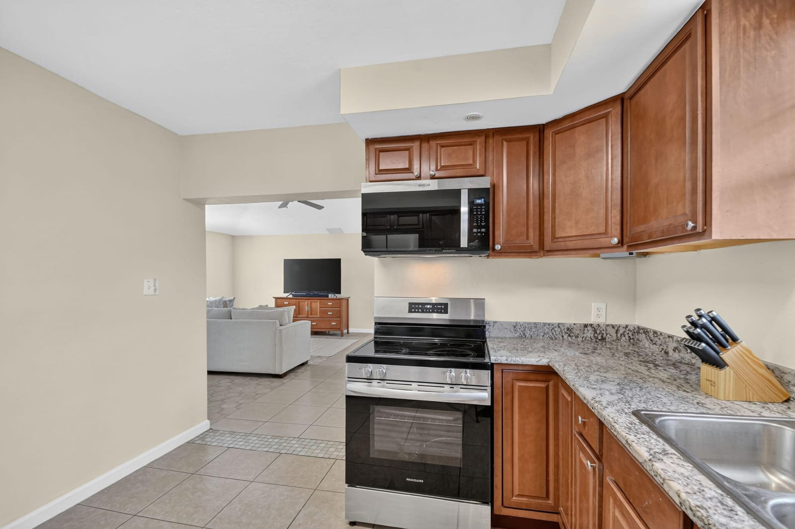 603 N Broadway, Lantana, FL 33462 photo 12