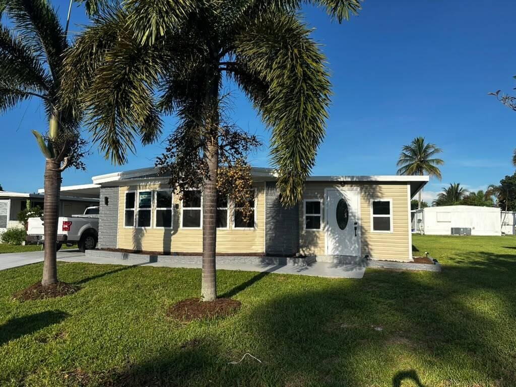 8572 Crown Drive, Boynton Beach, FL 33436 photo 3