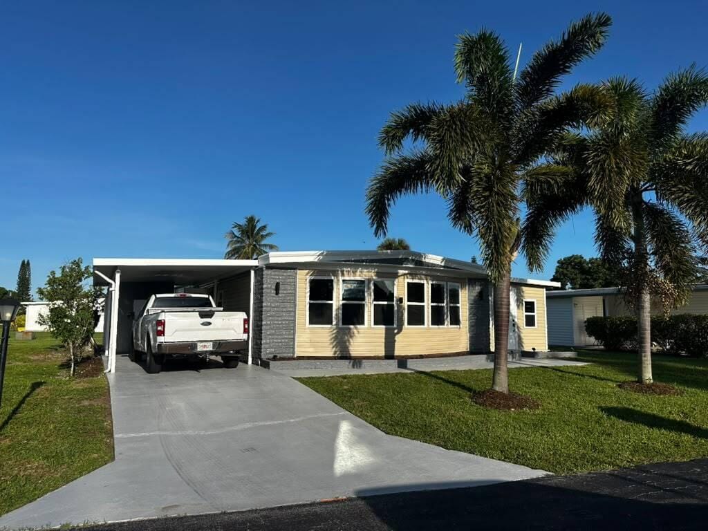 8572 Crown Drive, Boynton Beach, FL 33436 photo 4