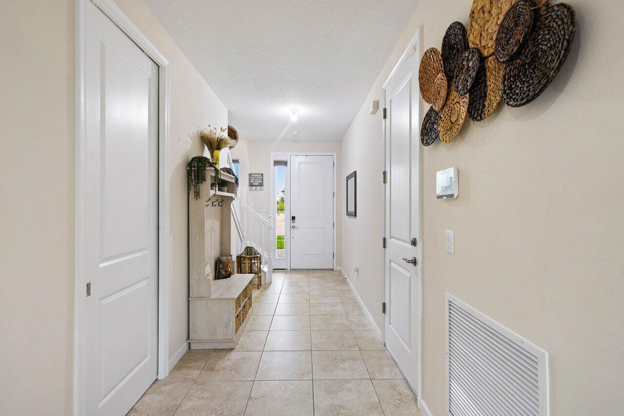 16310 OAKVIEW Drive, Westlake, FL 33470 photo 3